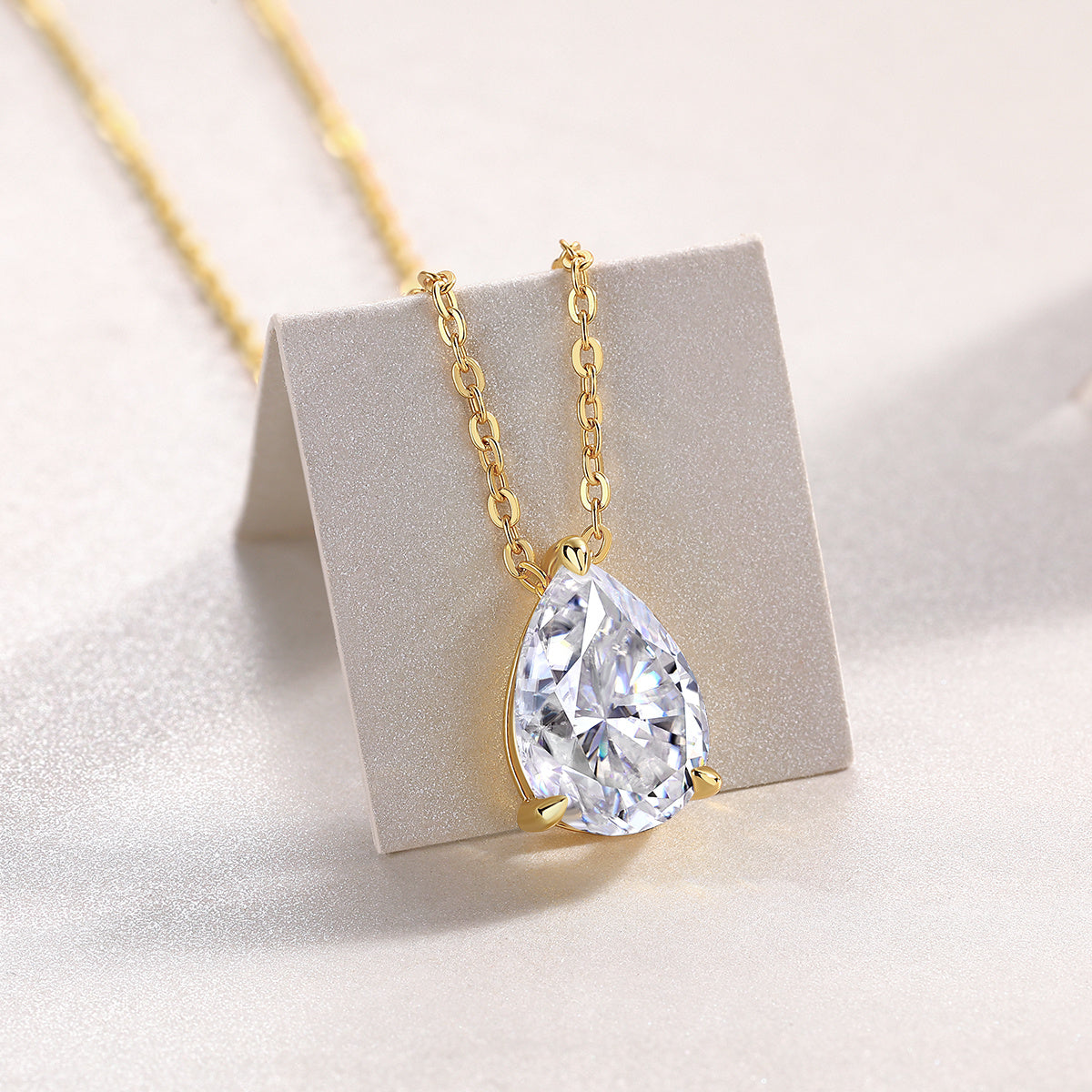 Under The Moon – Trendy Diamond Pendant Necklace Set with Pear-Shaped Moissanite, S925 Sterling Silver, Gold Plated