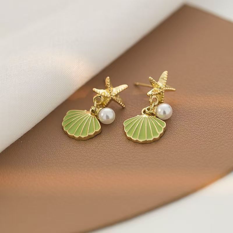 Fresh & Cute 14K Creative Starfish Shell Earrings – Unique Summer-Inspired Design